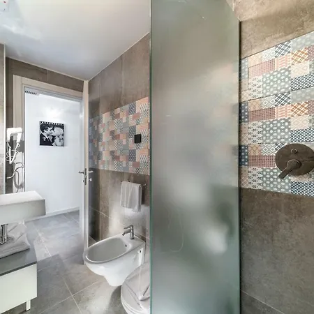 Filmare 3* 里乔内