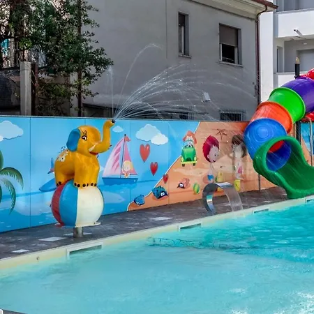 Ξενοδοχείο με διαμερίσματα Filmare Ριτσιόνε