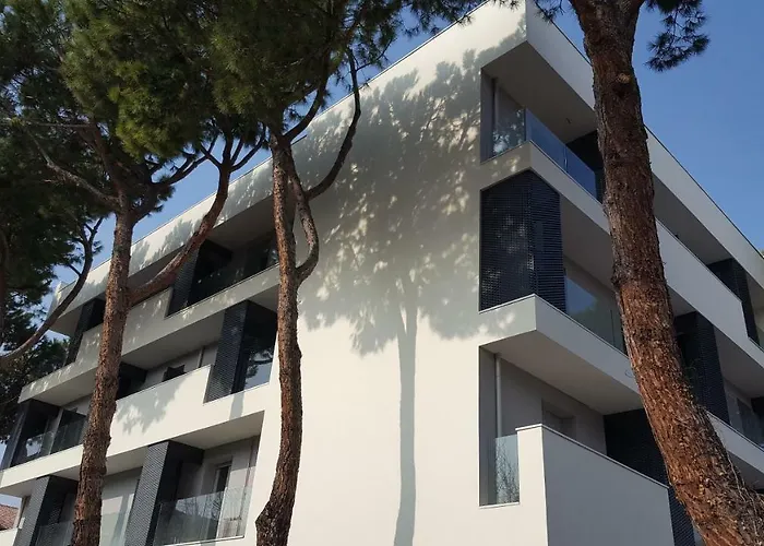 Filmare Aparthotel 3*